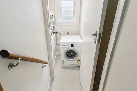 Photo of property in 5 Friend Street, Karori, Wellington, 6012