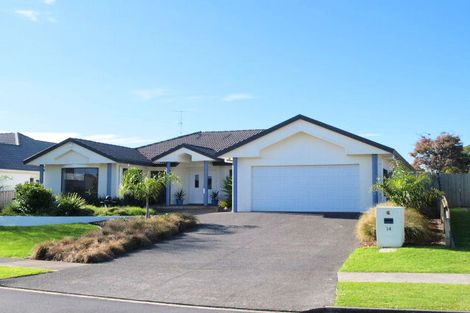 Photo of property in 14 Thirlmere Rise, Northpark, Auckland, 2013