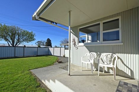 Photo of property in 28 Great North Road, Winton, 9720