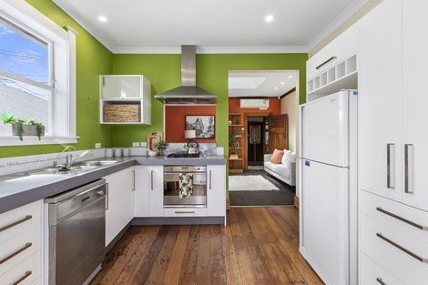 Photo of property in 42a Rhine Street, Island Bay, Wellington, 6023