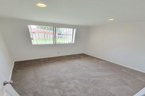 Photo of property in 17 Scotts Field Drive, Takanini, 2112