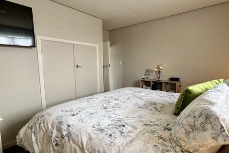 Photo of property in 65 Orawia Road, Tuatapere, 9620