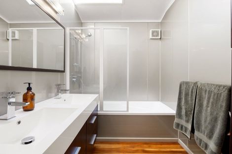 Photo of property in 87 Clarkin Road, Fairfield, Hamilton, 3214