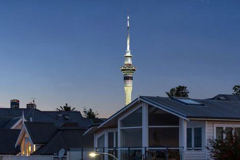 Photo of property in 62 St Marys Road, Saint Marys Bay, Auckland, 1011