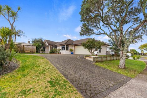 Photo of property in 25 Nautilus Drive, Papamoa Beach, Papamoa, 3118