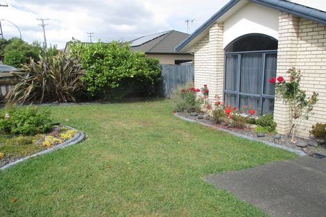 Photo of property in 96 Rototuna Road, Rototuna, Hamilton, 3210