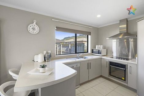 Photo of property in 8 Percy Kinsman Crescent, Riverstone Terraces, Upper Hutt, 5018