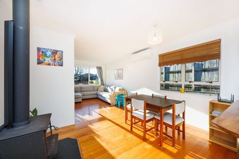 Photo of property in 10 Slacks Road, Awapuni, Palmerston North, 4412