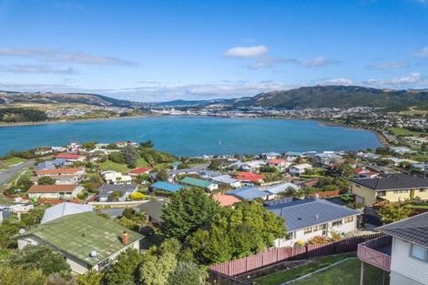Photo of property in 13 Pennant Grove, Titahi Bay, Porirua, 5022