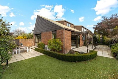 Photo of property in 1/25 Rubens Place, Burnside, Christchurch, 8053