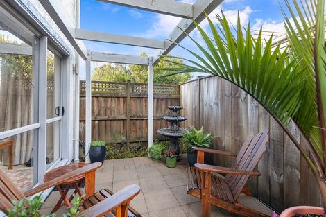 Photo of property in 21 Magma Crescent, Stonefields, Auckland, 1072