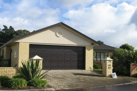 Photo of property in 12 Kalgan Place, Burswood, Auckland, 2013