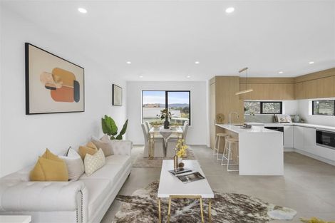 Photo of property in 28a Walker Road, Point Chevalier, Auckland, 1022