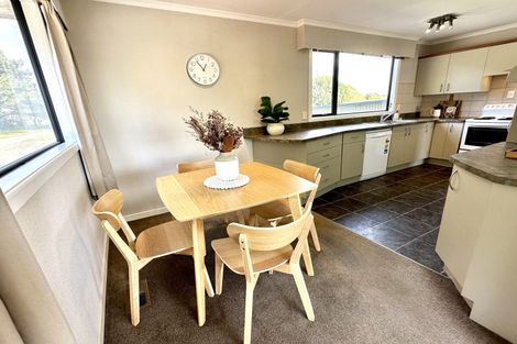 Photo of property in 77 Nichol Street, Heidelberg, Invercargill, 9812