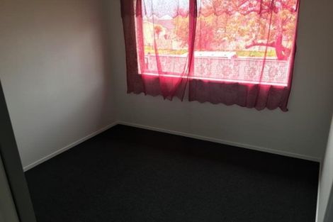 Photo of property in 75 Solar Road, Glen Eden, Auckland, 0602