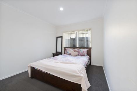 Photo of property in 48 San Marino Drive West, Henderson, Auckland, 0612