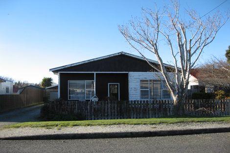 Photo of property in 121 Park Street, Winton, 9720