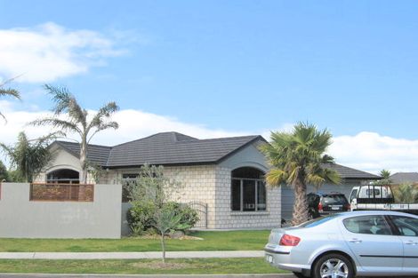 Photo of property in 51 Tuihana Drive, Papamoa Beach, Papamoa, 3118