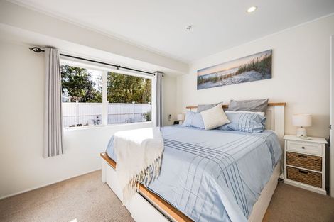 Photo of property in 5 Shadon Place, Stanmore Bay, Whangaparaoa, 0932