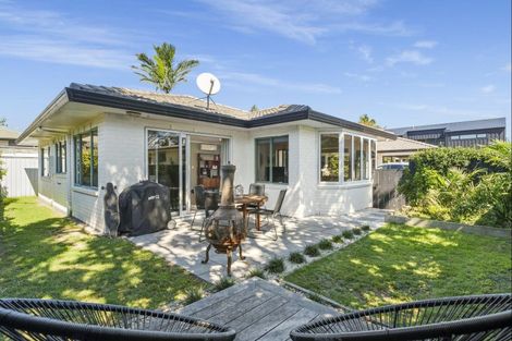 Photo of property in 4c Allison Avenue, Mount Maunganui, 3116