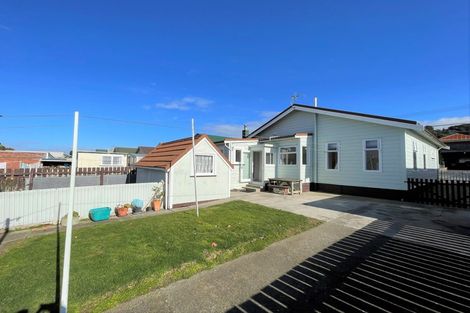 Photo of property in 61 Ross Street, Kilbirnie, Wellington, 6022