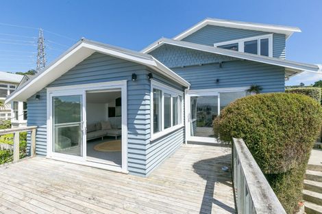 Photo of property in 44 Mortimer Terrace, Aro Valley, Wellington, 6021