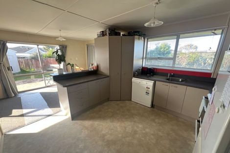 Photo of property in 25b Medina Crescent, Parklands, Christchurch, 8083