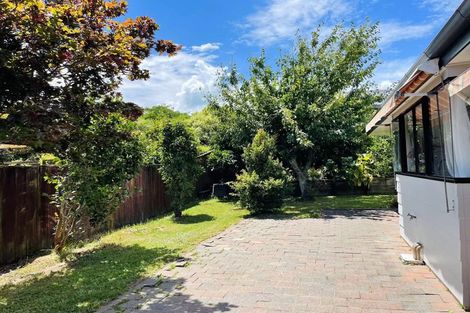 Photo of property in 21 Woodview Rise, Botany Downs, Auckland, 2010