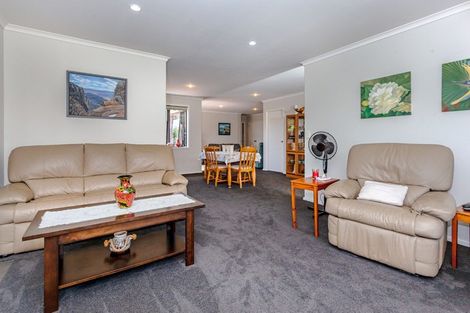 Photo of property in 16 Cobham Lane, Whitianga, 3510