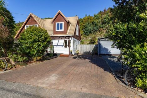 Photo of property in 246 Plateau Road, Te Marua, Upper Hutt, 5018