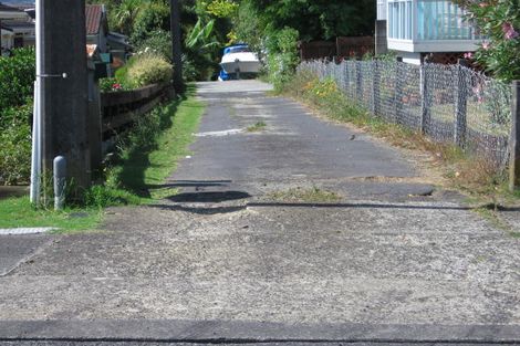 Photo of property in 2/16 Parker Avenue, New Lynn, Auckland, 0600