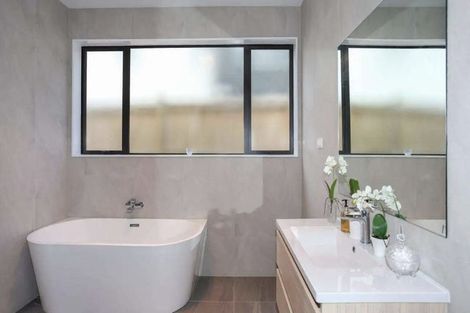 Photo of property in 295 Harbourside Drive, Karaka, Papakura, 2113