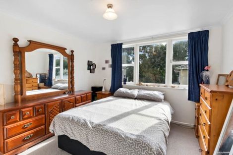 Photo of property in 1/20 Marlborough Avenue, Glenfield, Auckland, 0629