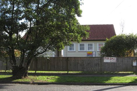 Photo of property in 16 Newcombe Street, Naenae, Lower Hutt, 5011