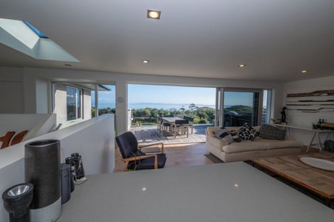 Photo of property in 16 Bay View Road, Moncks Bay, Christchurch, 8081