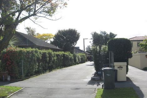 Photo of property in 2/82 Maidstone Road, Ilam, Christchurch, 8041