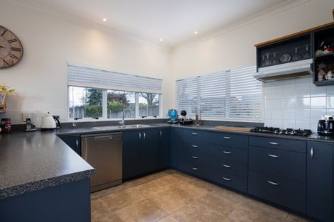 Photo of property in 117 Rototuna Road, Rototuna, Hamilton, 3210