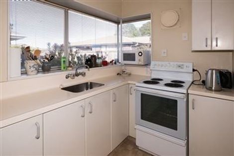 Photo of property in 2/165 Clarence Street, Riccarton, Christchurch, 8011