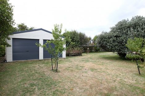 Photo of property in 213 Mcleod Street, Camberley, Hastings, 4120