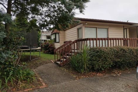 Photo of property in 49 Lavery Place, Sunnynook, Auckland, 0632