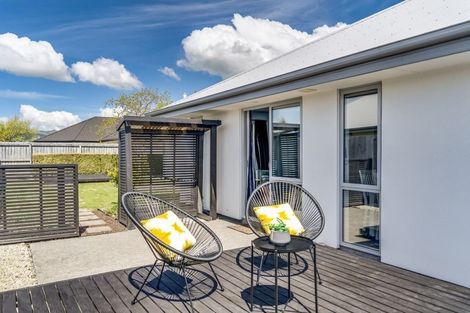 Photo of property in 14 Gosling Crescent, Halswell, Christchurch, 8025