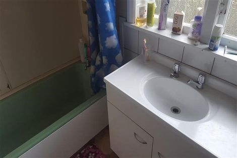 Photo of property in 277 Wairakei Road, Bryndwr, Christchurch, 8053