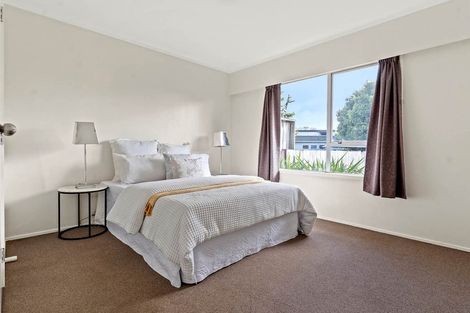 Photo of property in 1/29 Kindergarten Drive, Conifer Grove, Takanini, 2112