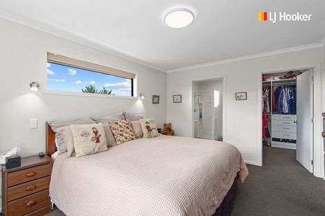 Photo of property in 12 Centre Street, Mosgiel, 9024