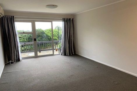 Photo of property in 2/49 Maungaraki Road, Korokoro, Lower Hutt, 5012