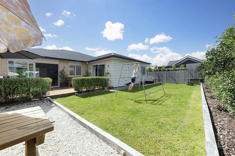 Photo of property in 14 Dinning Road, Riverhead, 0820