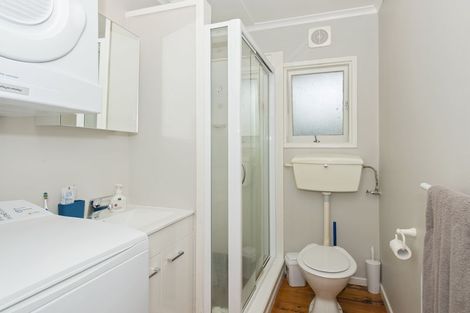 Photo of property in 1/5 Edgars Road, Westmere, Auckland, 1022