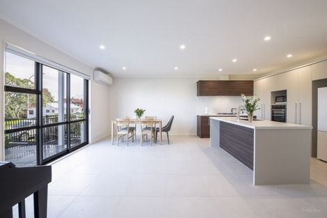 Photo of property in 45 Eugenia Rise, Totara Heights, Auckland, 2105