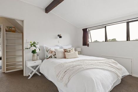 Photo of property in 239c Dixon Road, Fitzroy, Hamilton, 3206