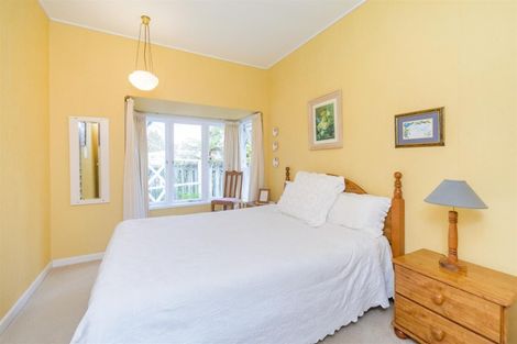 Photo of property in 35 Wanganui Road, Marton, 4710